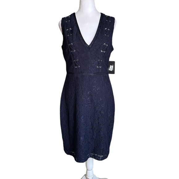 NWT GUESS Lace Sleeveless V-neck Lined Navy Blue Dress Size 8 - Picture 3 of 17